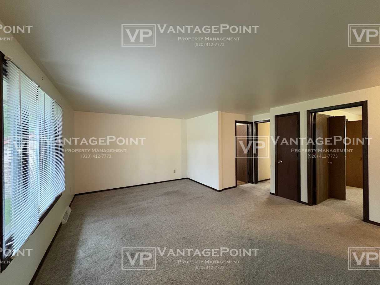 2571 Trojan Dr #1 - Photo 6 of 17