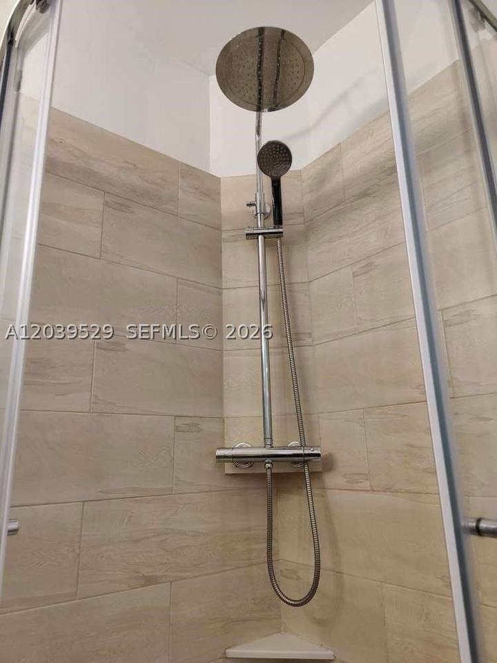 1279 Ne 180th St #1 - Photo 7 of 9