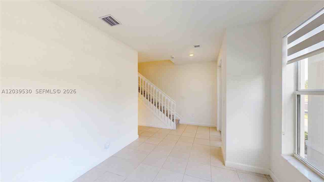 12875 Sw 243rd Ter #12875 - Photo 2 of 35