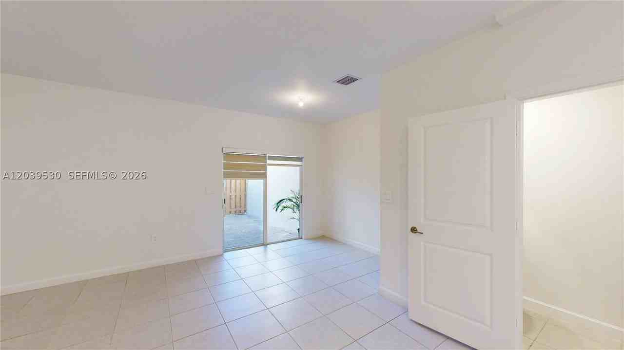 12875 Sw 243rd Ter #12875 - Photo 6 of 35