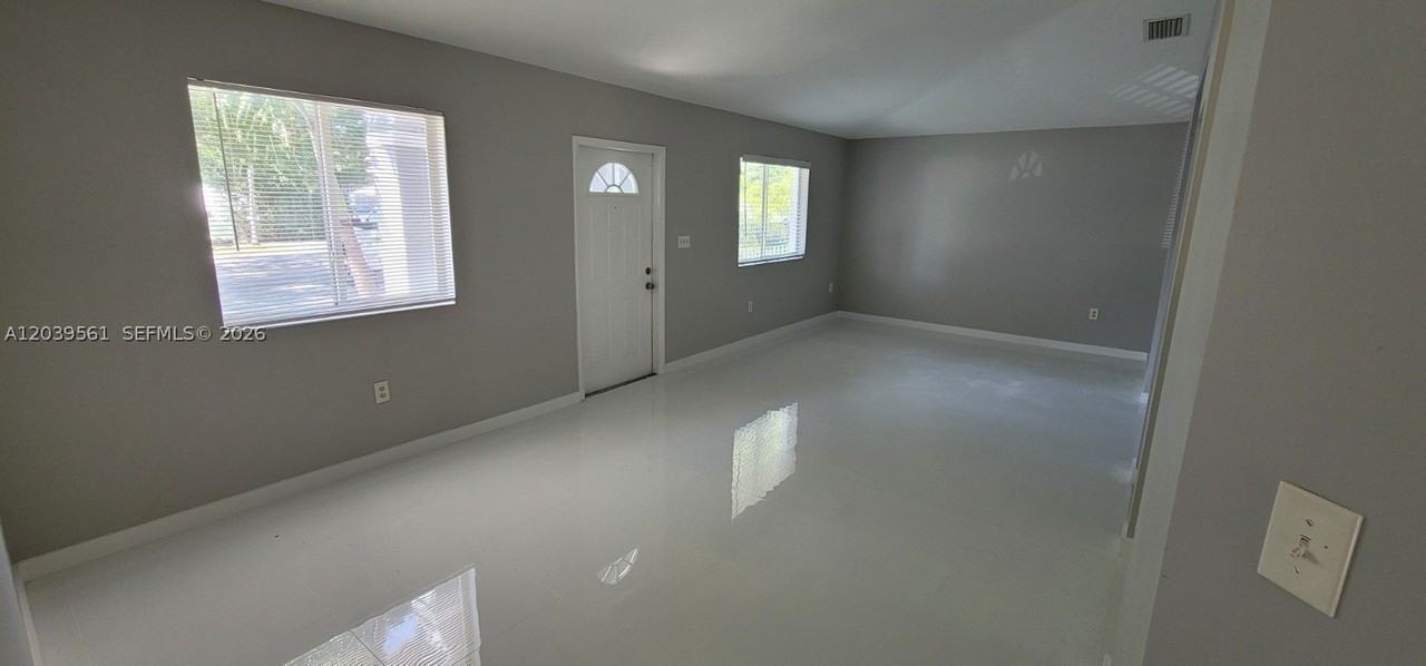 10250 Sw 173rd Ter - Photo 6 of 19