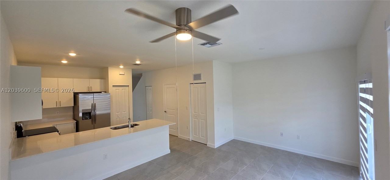 17962 Sw 357th Ter #17962 - Photo 4 of 17