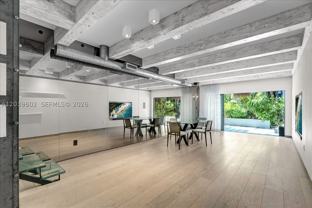 6011 N Bayshore Dr #8D - Photo 1 of 1