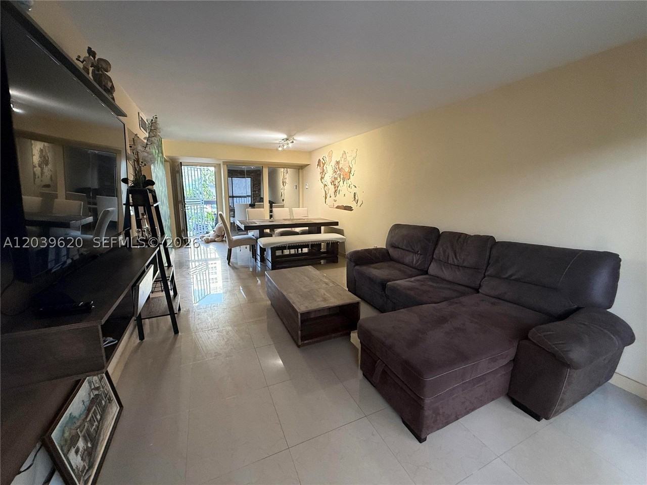 833 West Ave #204 - Photo 3 of 8