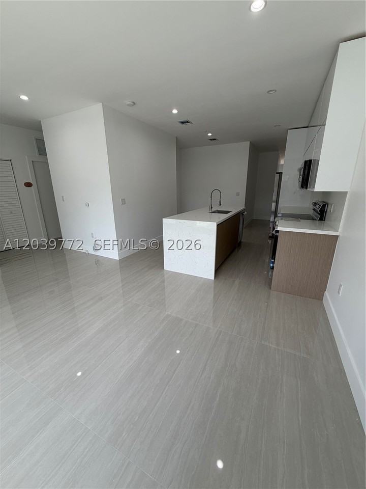 9708 Nw 26th Ave - Photo 2 of 17