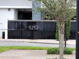 featured image of 5252 Nw 85th Ave #1504