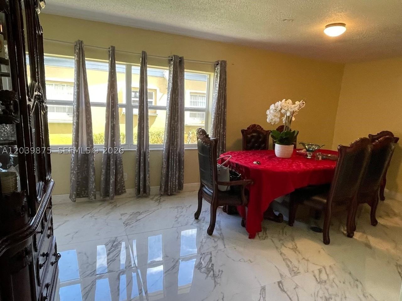 2230 Nw 32nd Ter - Photo 4 of 17