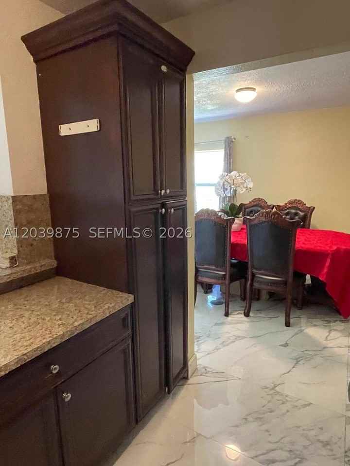 2230 Nw 32nd Ter - Photo 6 of 17