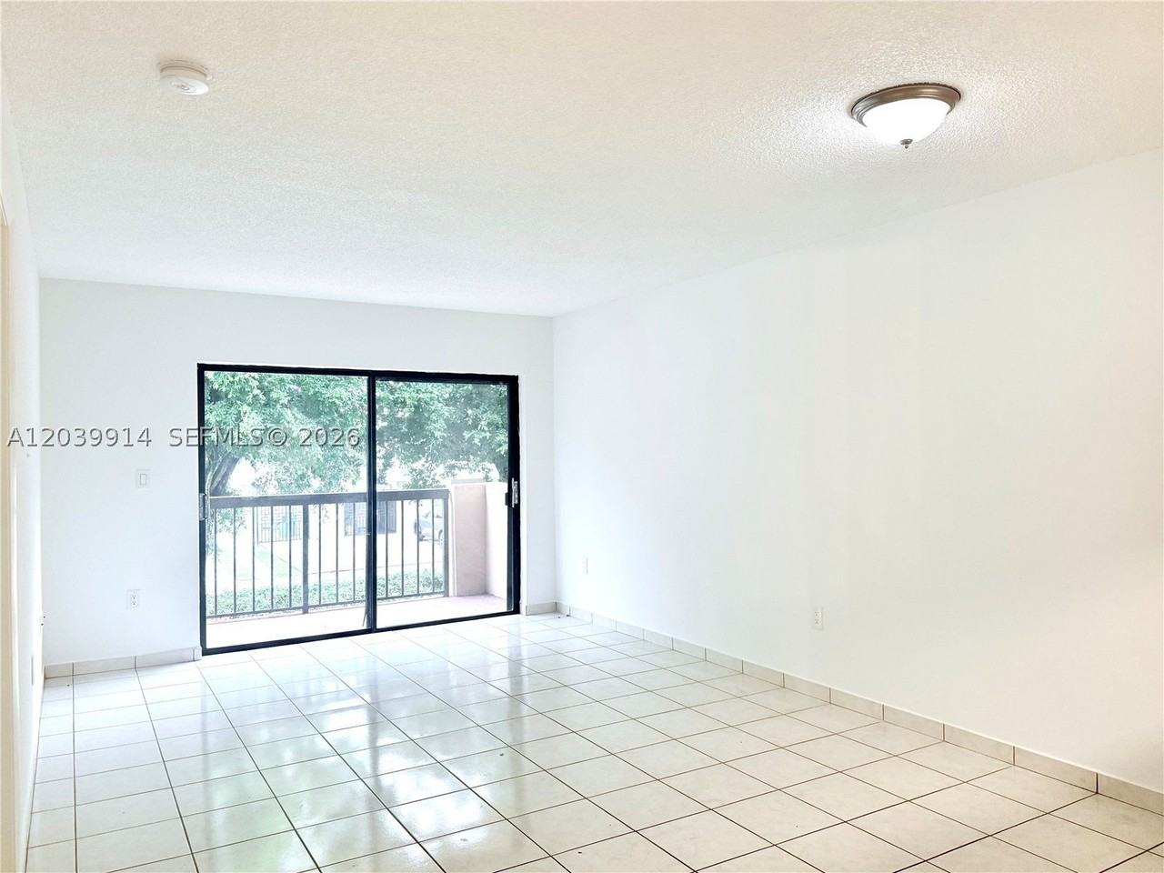 995 Sw 84th Ave #223 - Photo 2 of 16