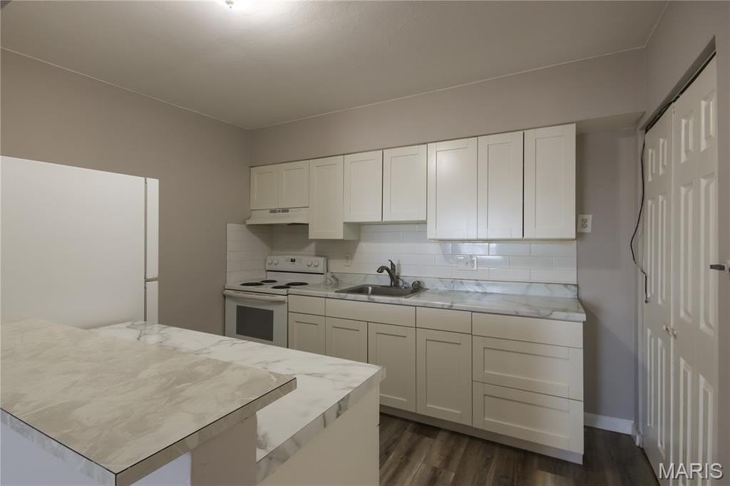 4770 Kings Dr #G - Photo 6 of 14