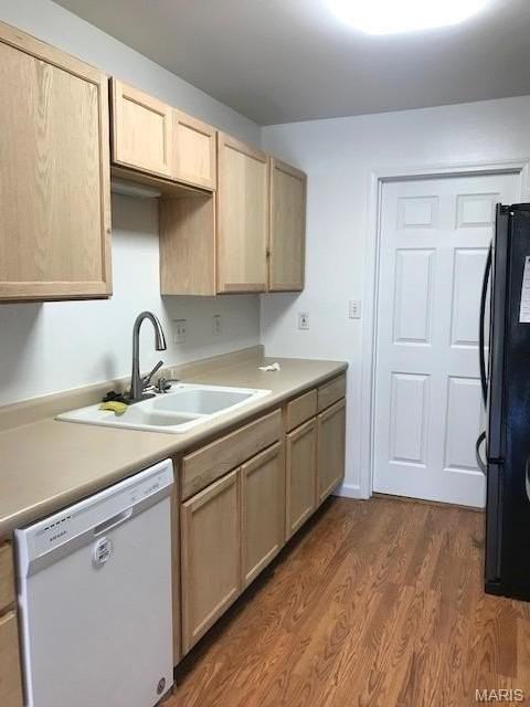 1413 Royal Oak Ct - Photo 6 of 12