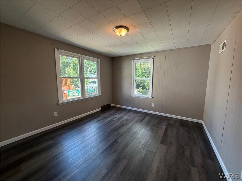 8733 Mavis Pl - Photo 6 of 20