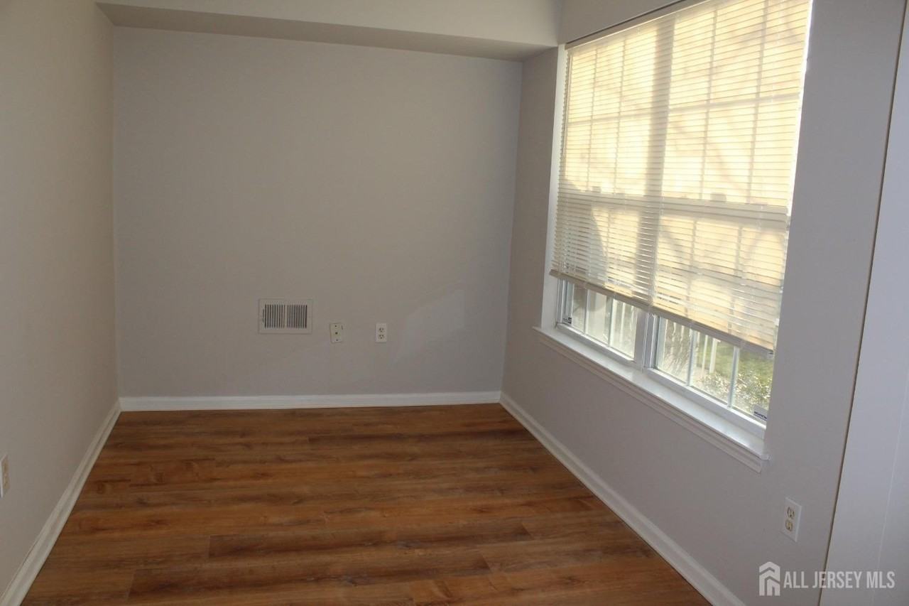 53 Giera Ct - Photo 7 of 37