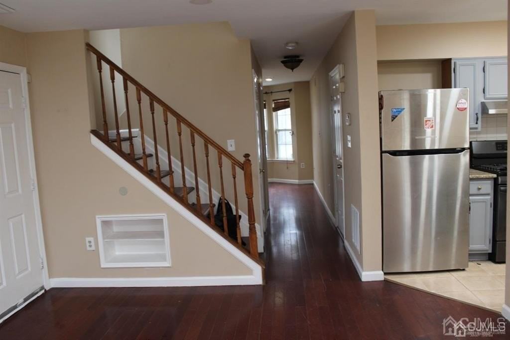 240 Hidden Woods Ct - Photo 5 of 38