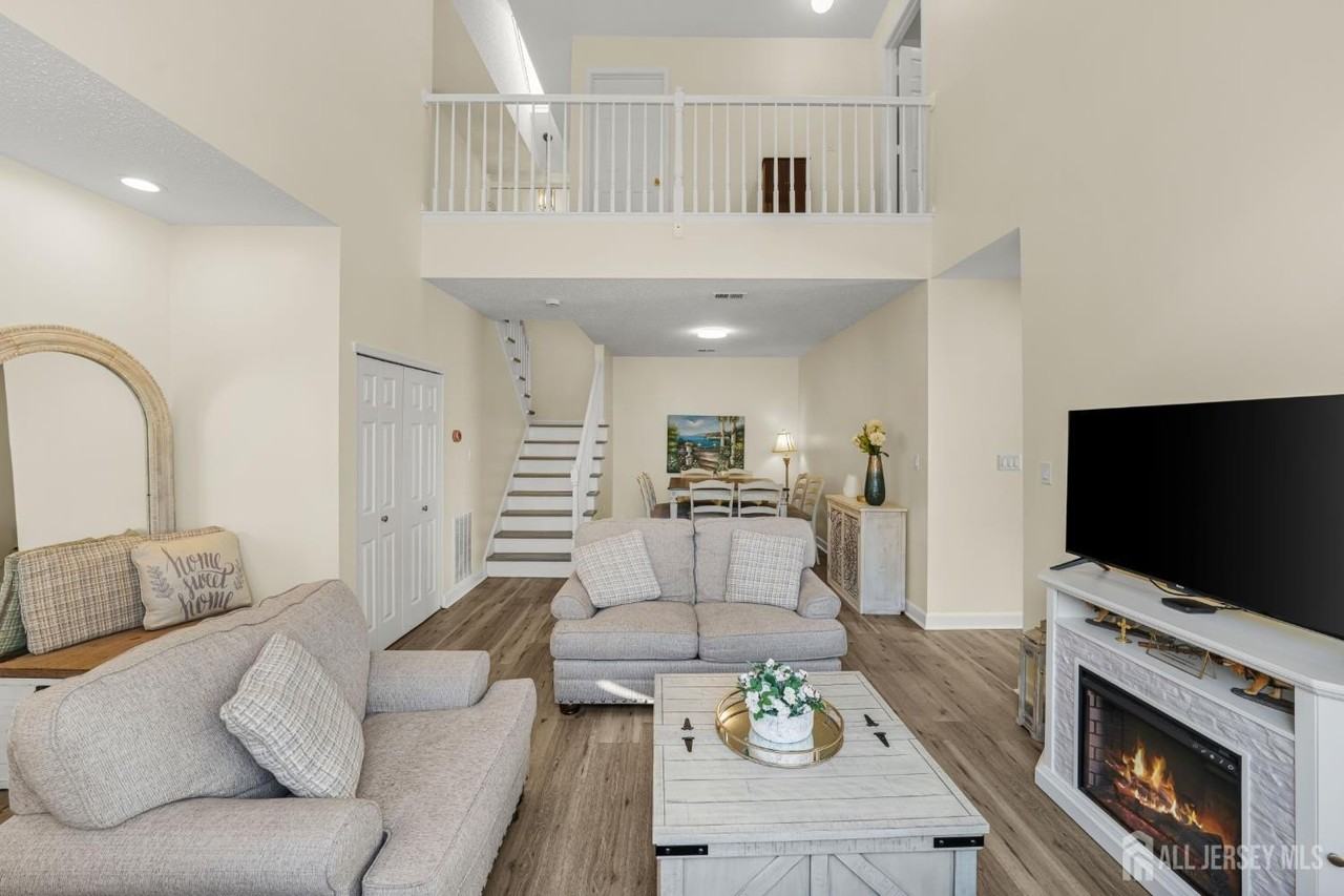 41 Tall Oaks Ct - Photo 7 of 50