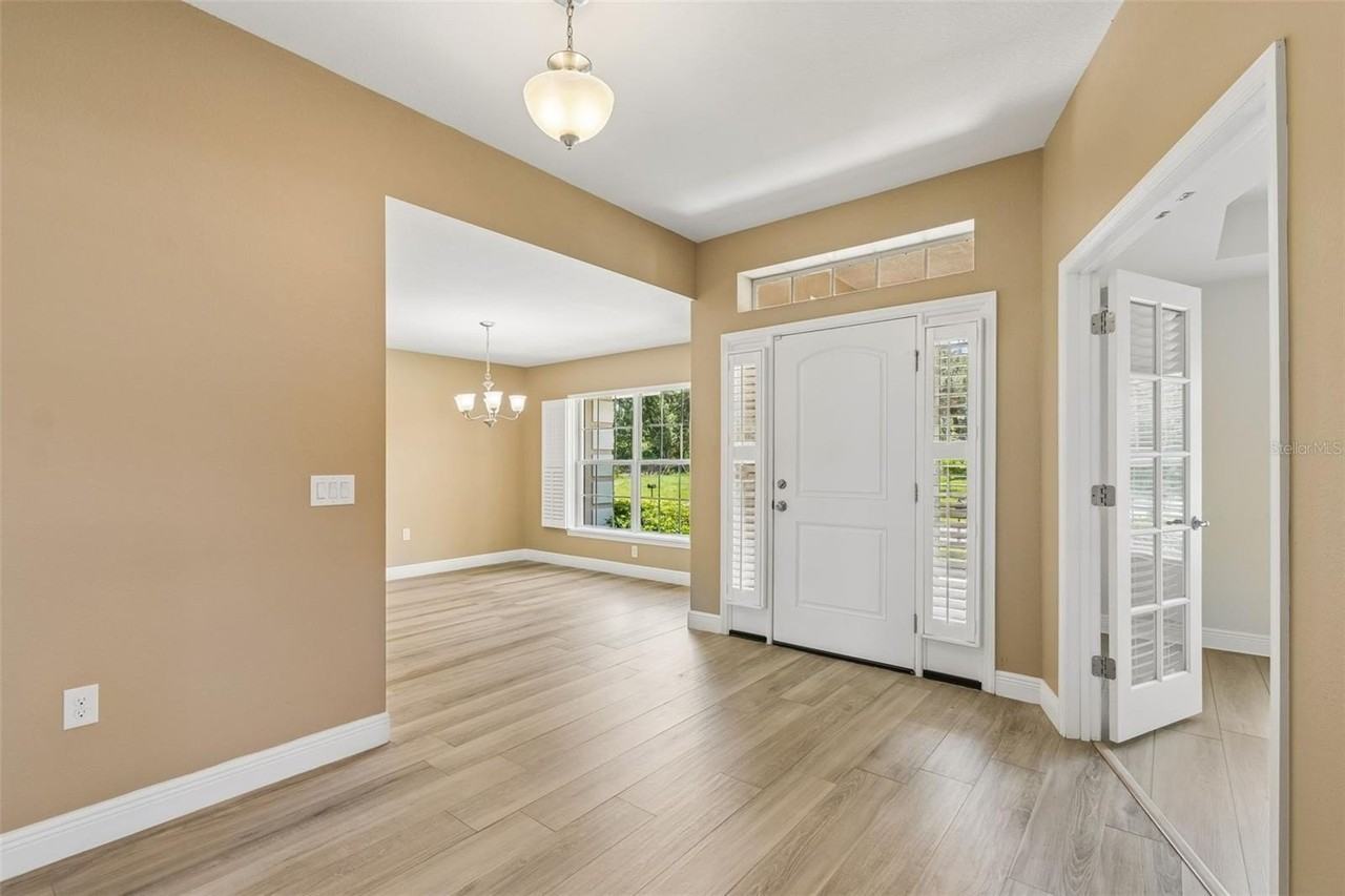 5986 Ganyard Ave - Photo 4 of 26