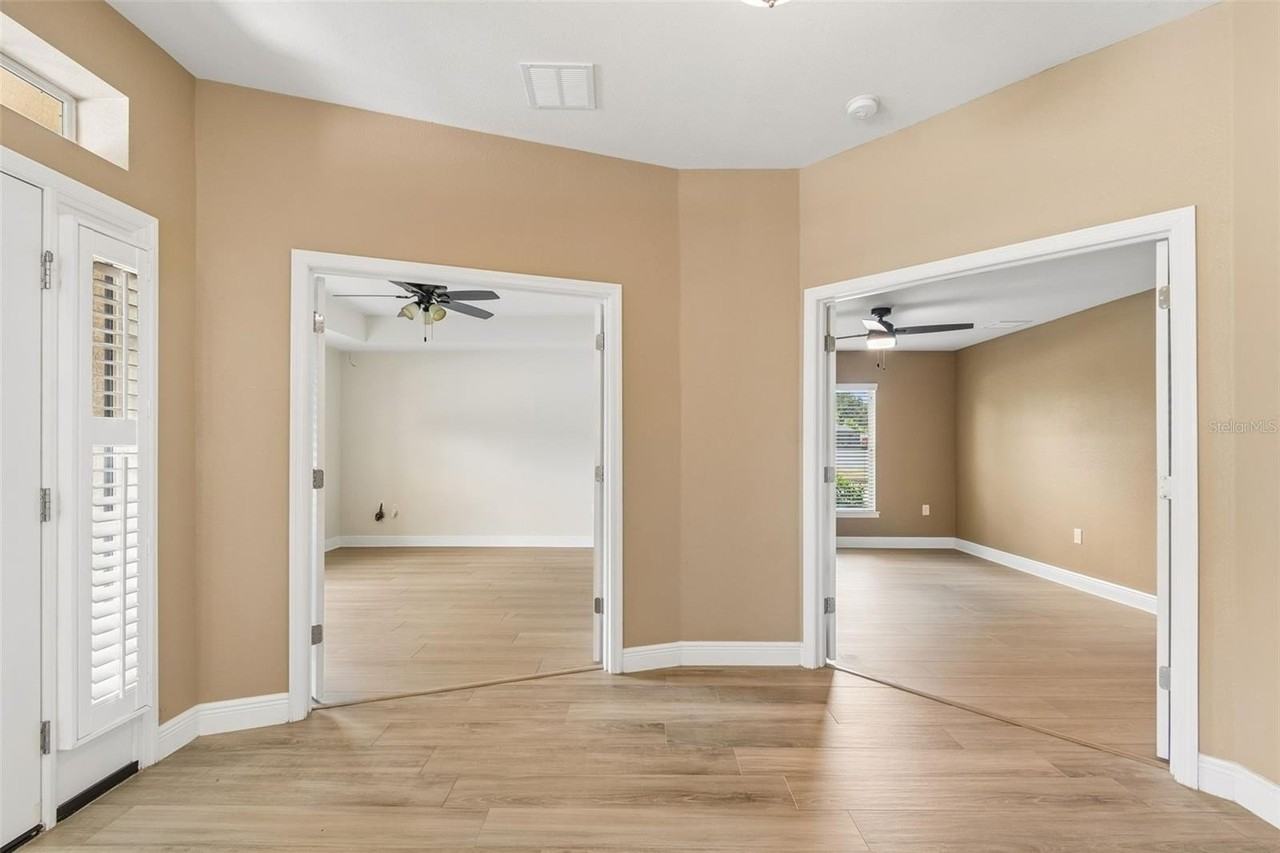 5986 Ganyard Ave - Photo 5 of 26