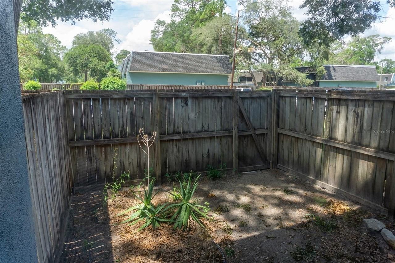 603 Sw 75th St #104 - Photo 5 of 19