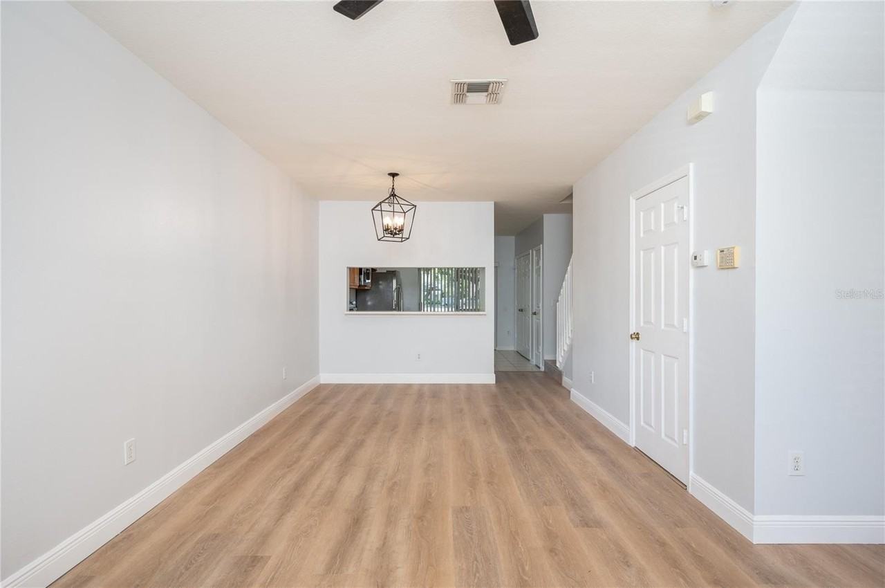 1150 Vineland Pl - Photo 7 of 29