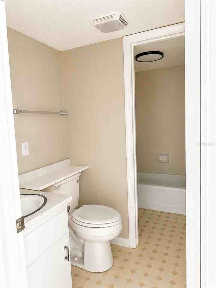737 Midway Dr #A - Photo 6 of 8