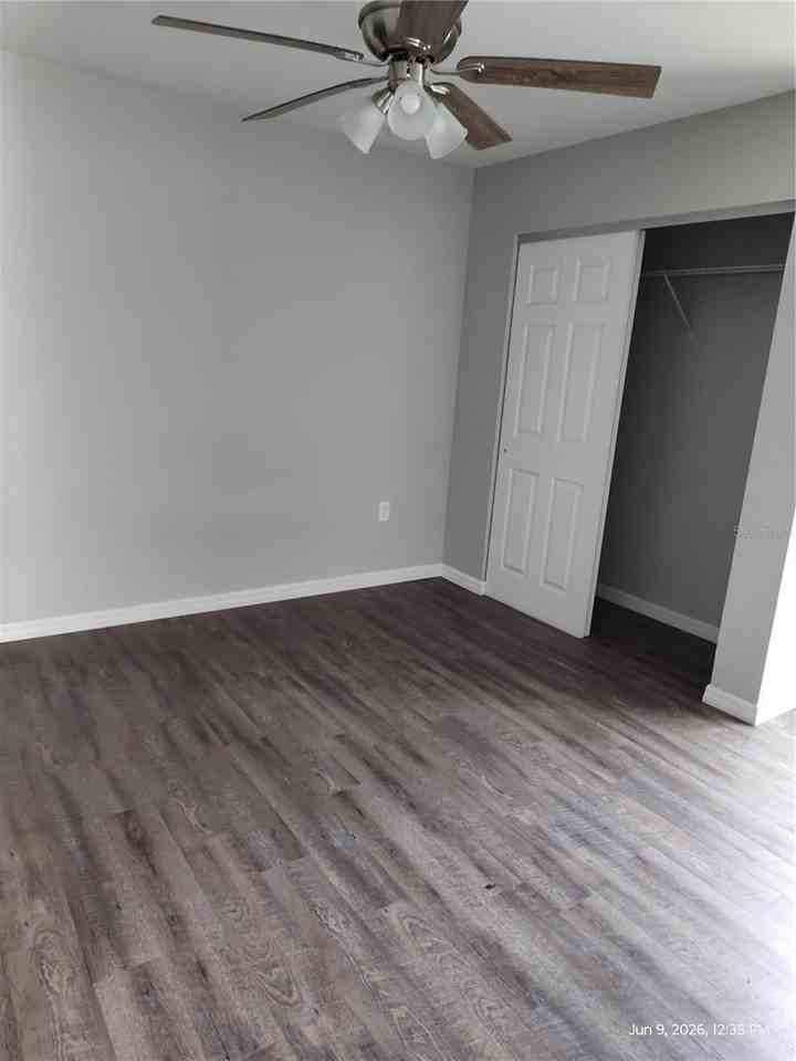 5580 Ne 35th St - Photo 5 of 7