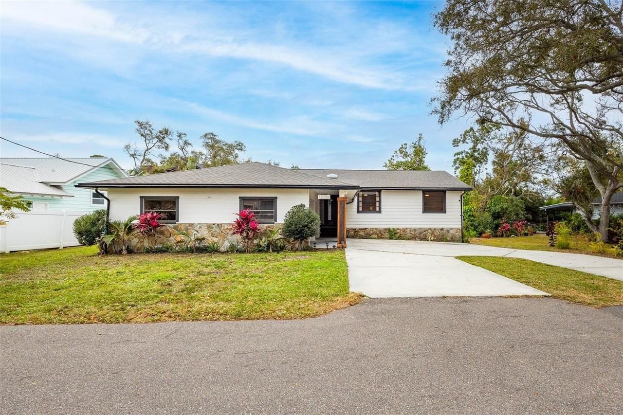 12756 Poinsettia Ave - Photo 5 of 39
