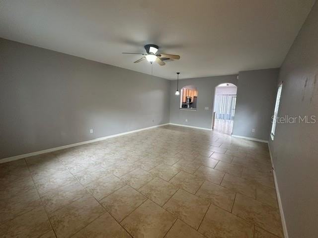 15723 Fishhawk Falls Dr - Photo 5 of 18