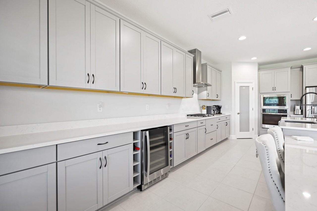 13180 Wellspring Dr - Photo 5 of 28