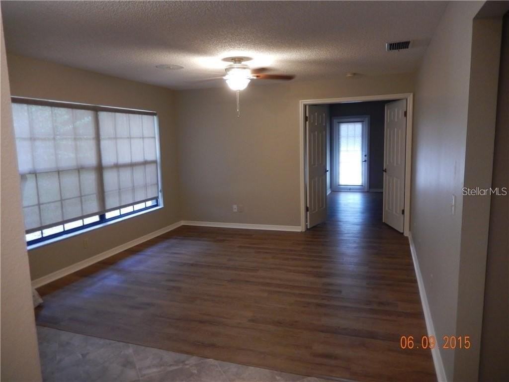 8925 Quail Run Dr - Photo 4 of 16