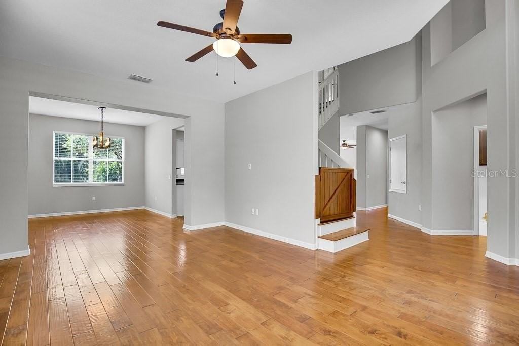 5602 Shady Creek Ct - Photo 5 of 44