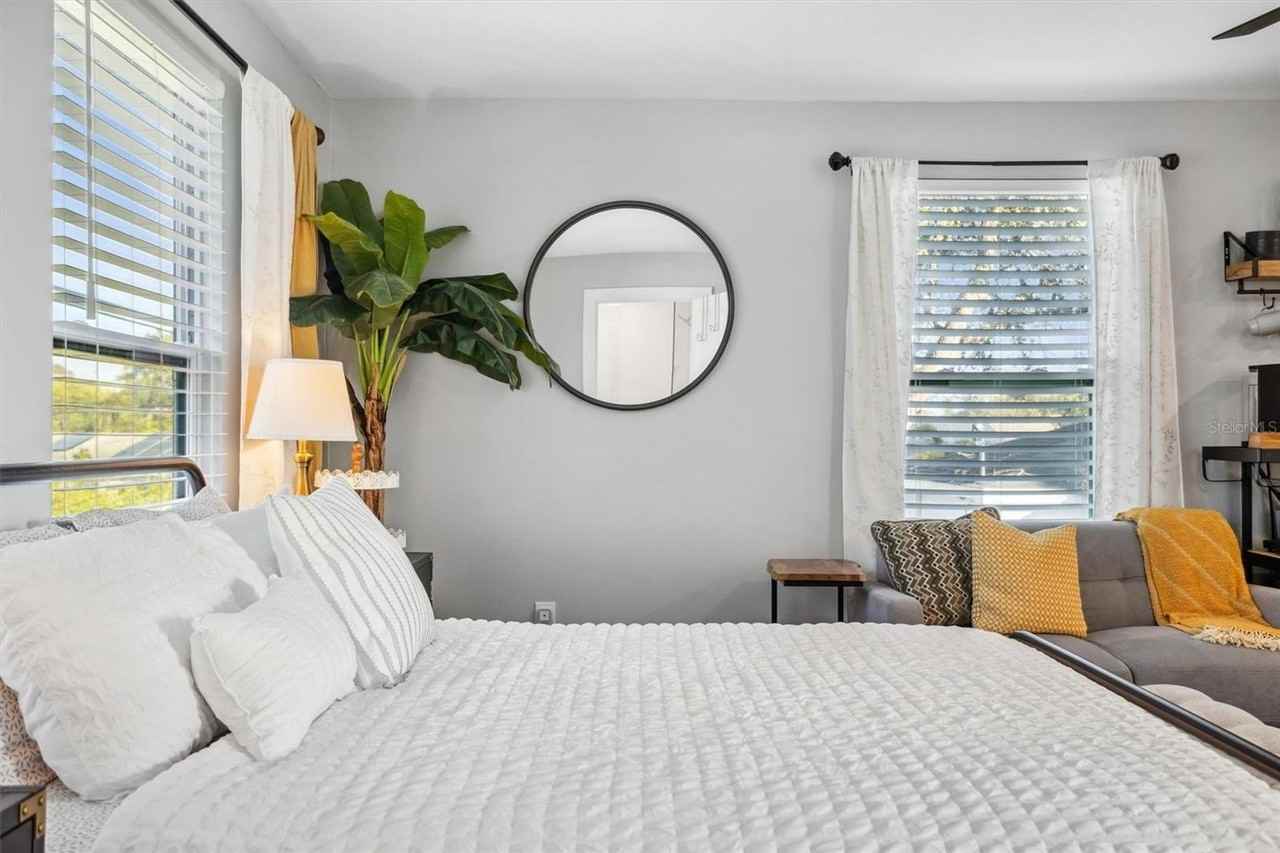 4015 10th Ave N #B - Photo 3 of 17
