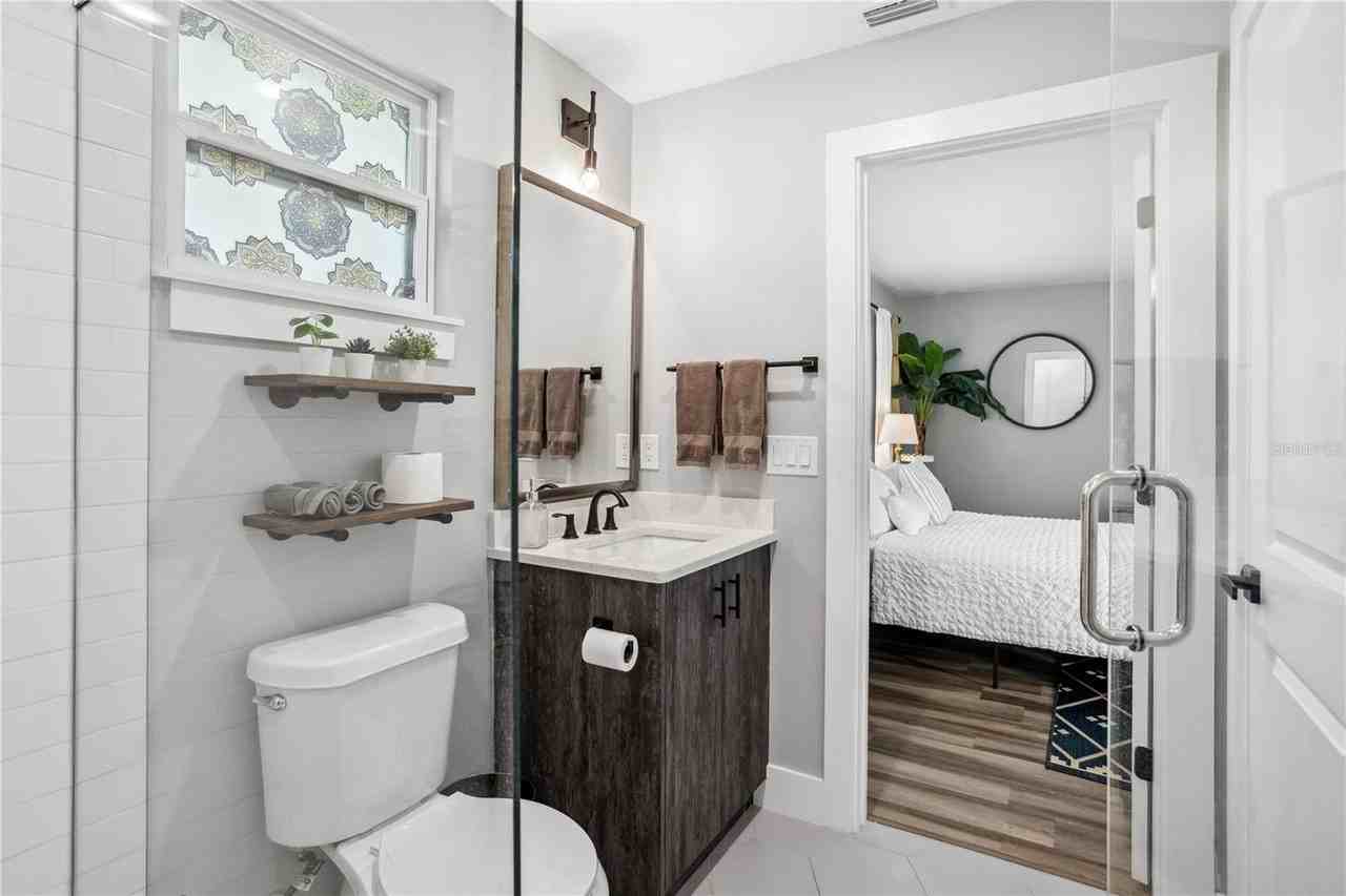 4015 10th Ave N #B - Photo 7 of 17