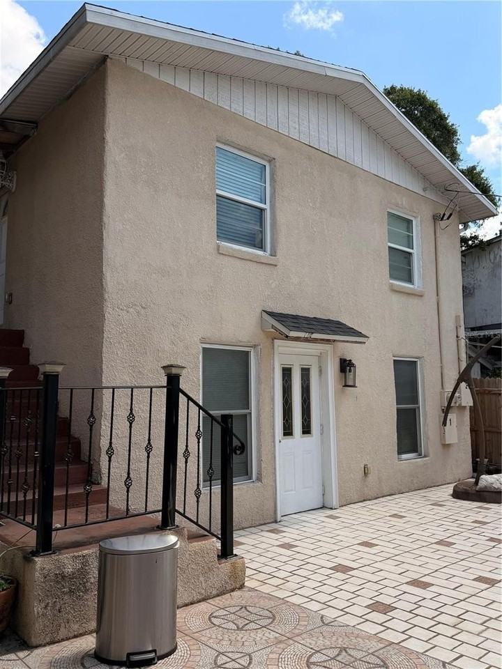 1212 E Columbus Dr #DOWN - Photo 3 of 25