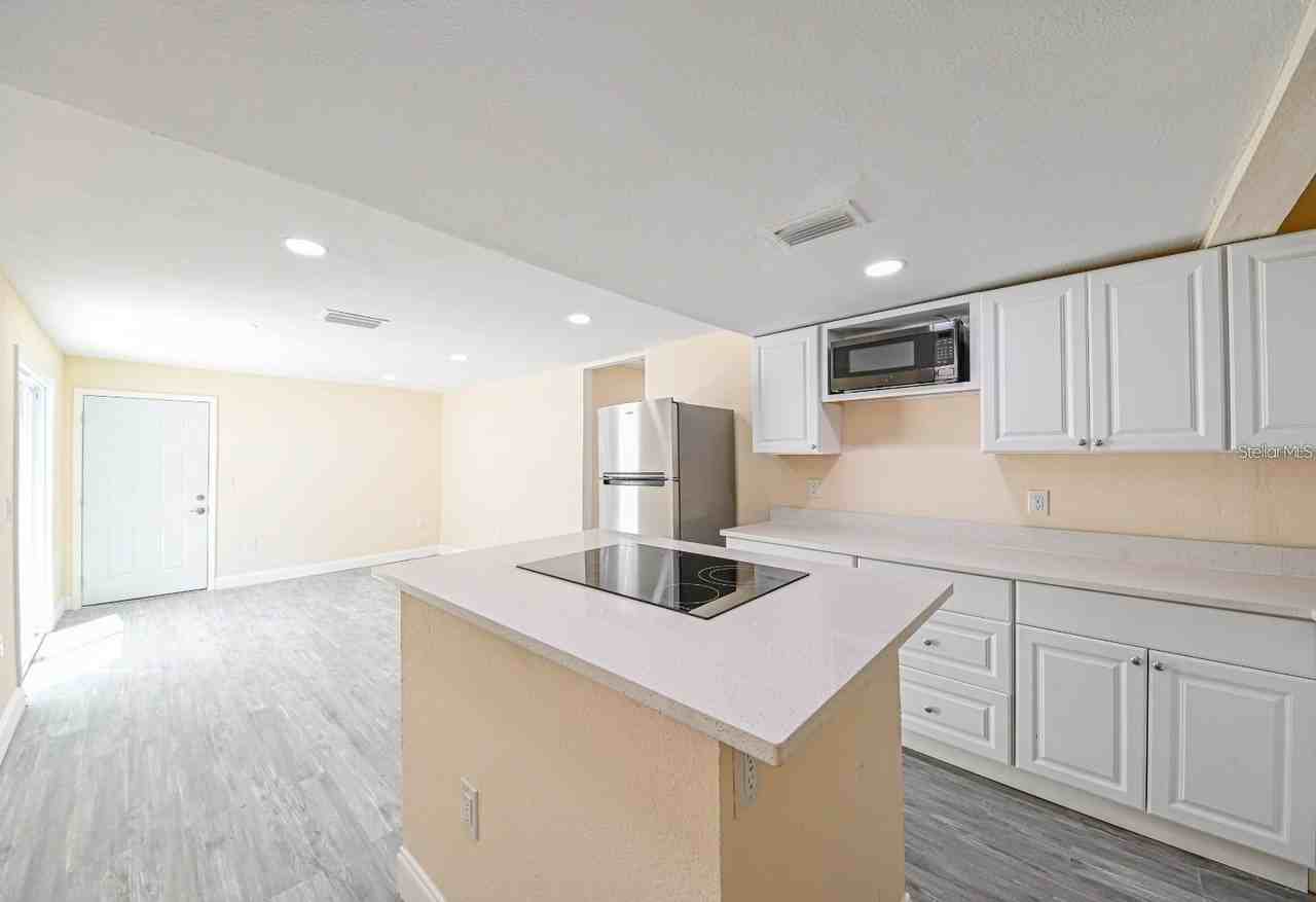 5620 1st St - Photo 6 of 18