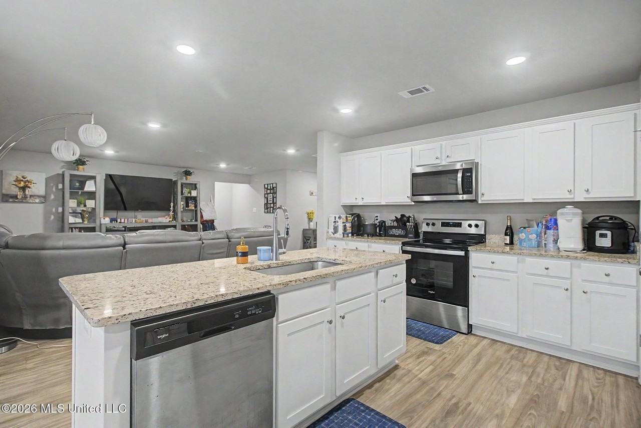 9317 Lexi Ln - Photo 2 of 20