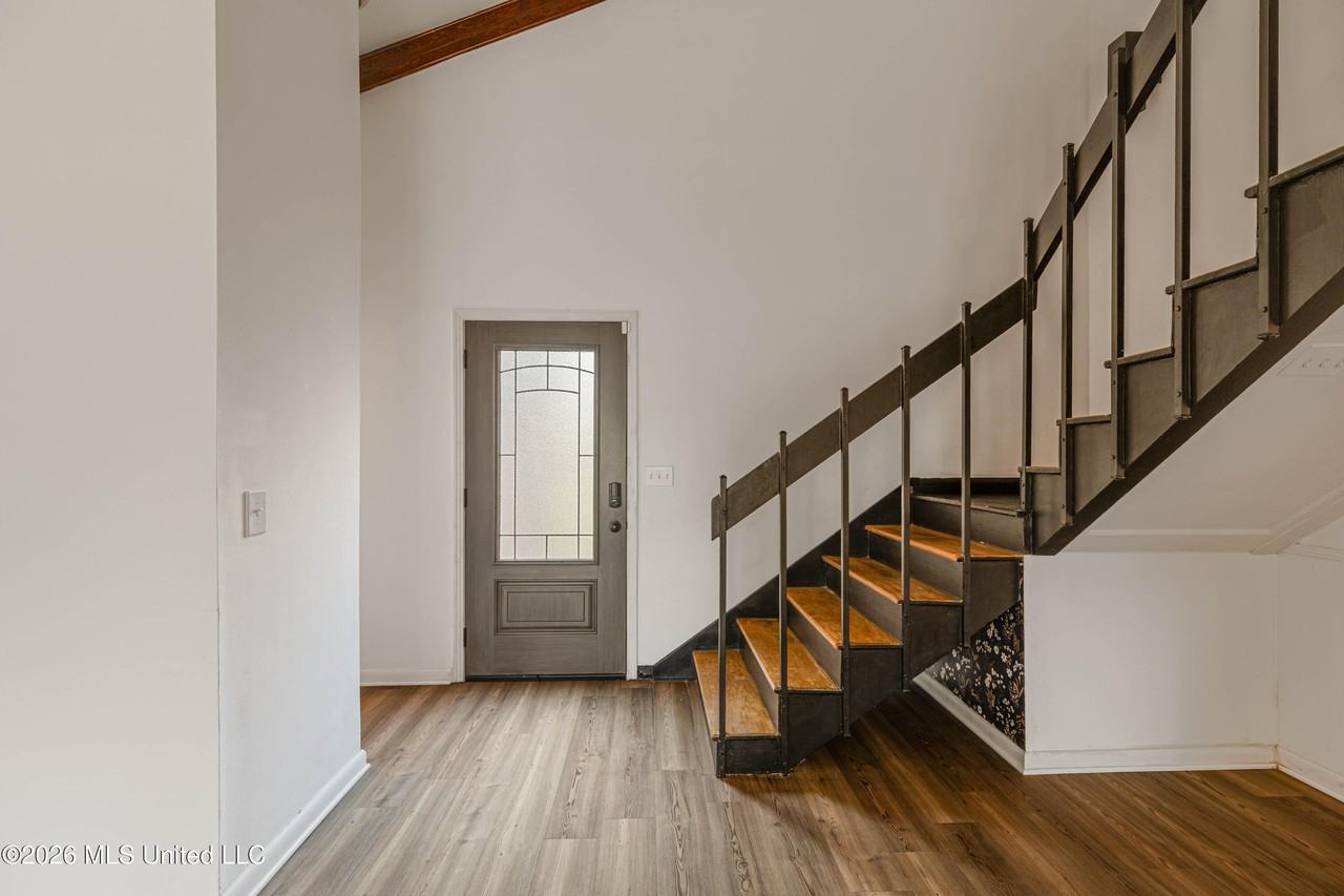 69 Sycamore Ln - Photo 4 of 30