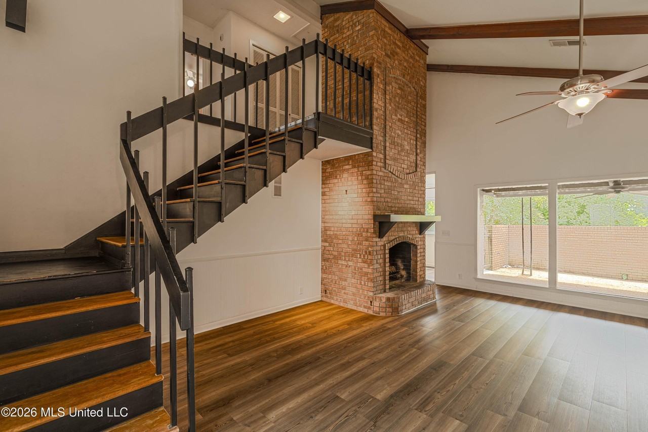69 Sycamore Ln - Photo 5 of 30