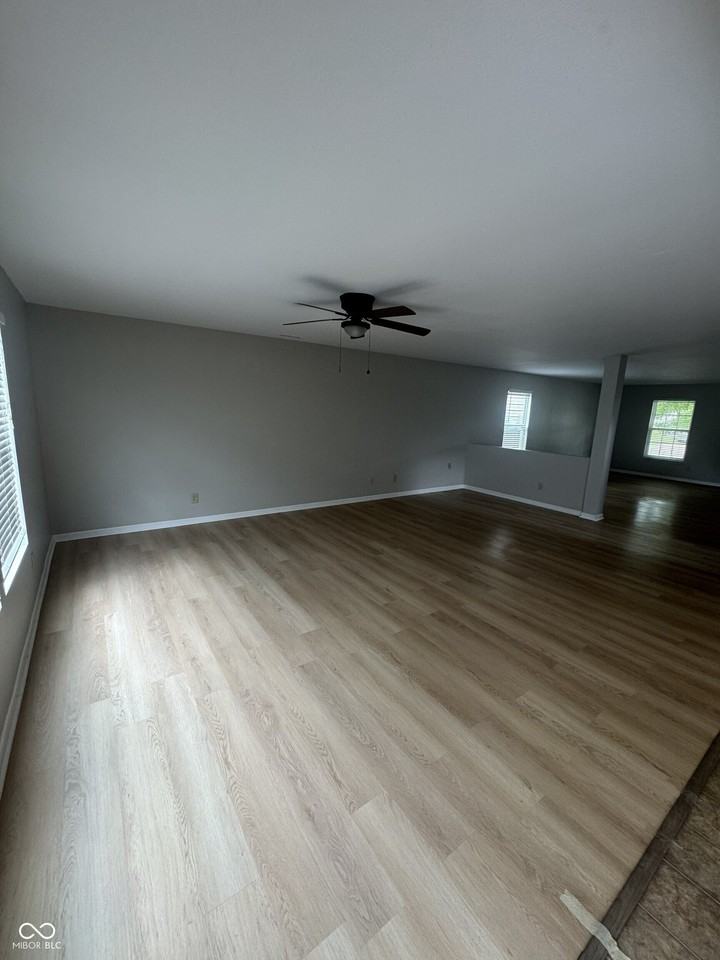 10863 Rose Ln - Photo 6 of 22