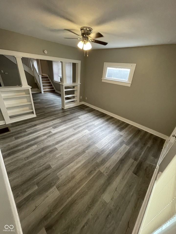 916 N Tuxedo St - Photo 3 of 16