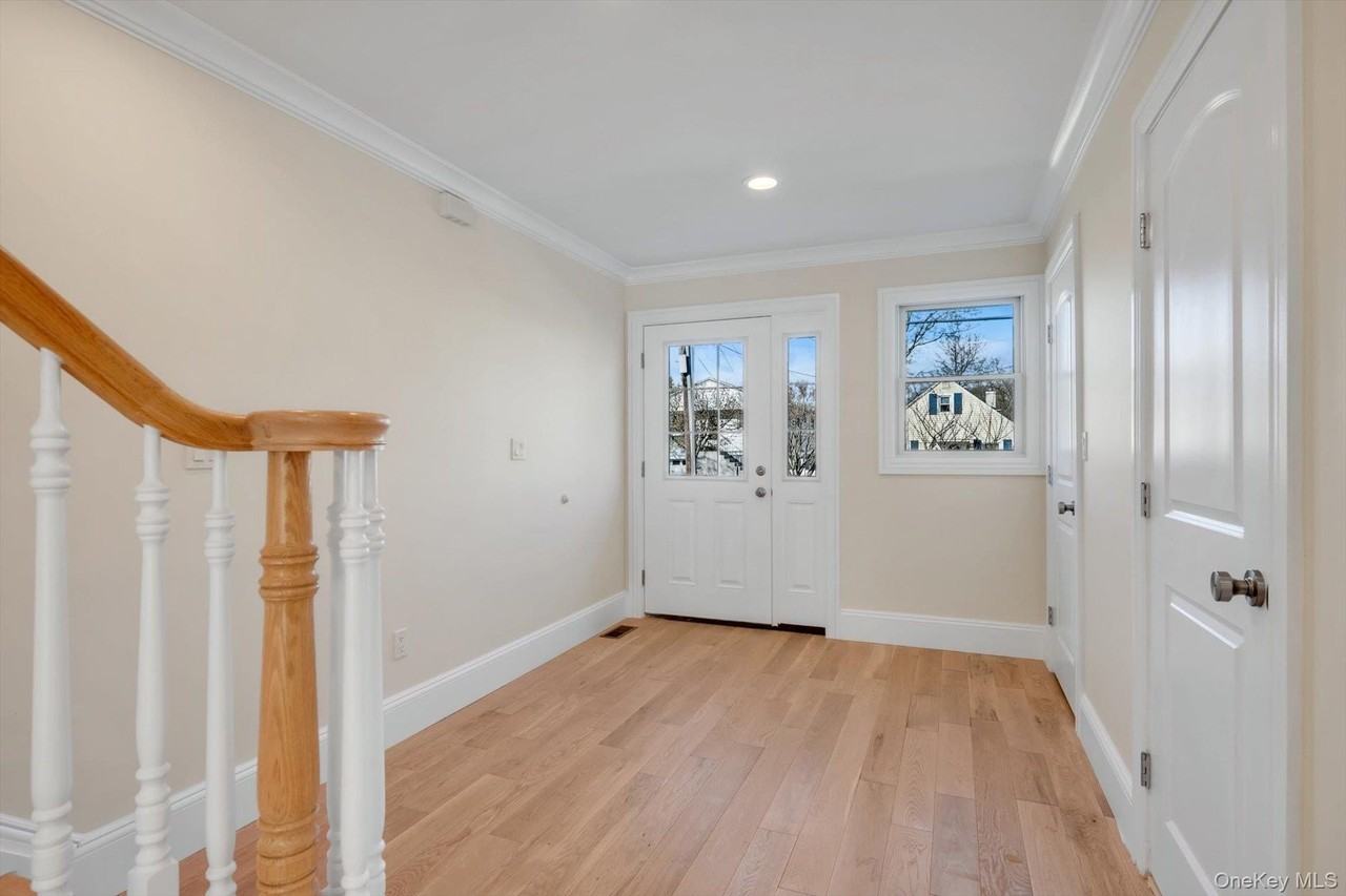 68 Edgewood Rd #B - Photo 4 of 22