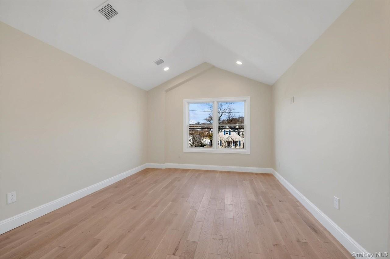 68 Edgewood Rd #B - Photo 7 of 22