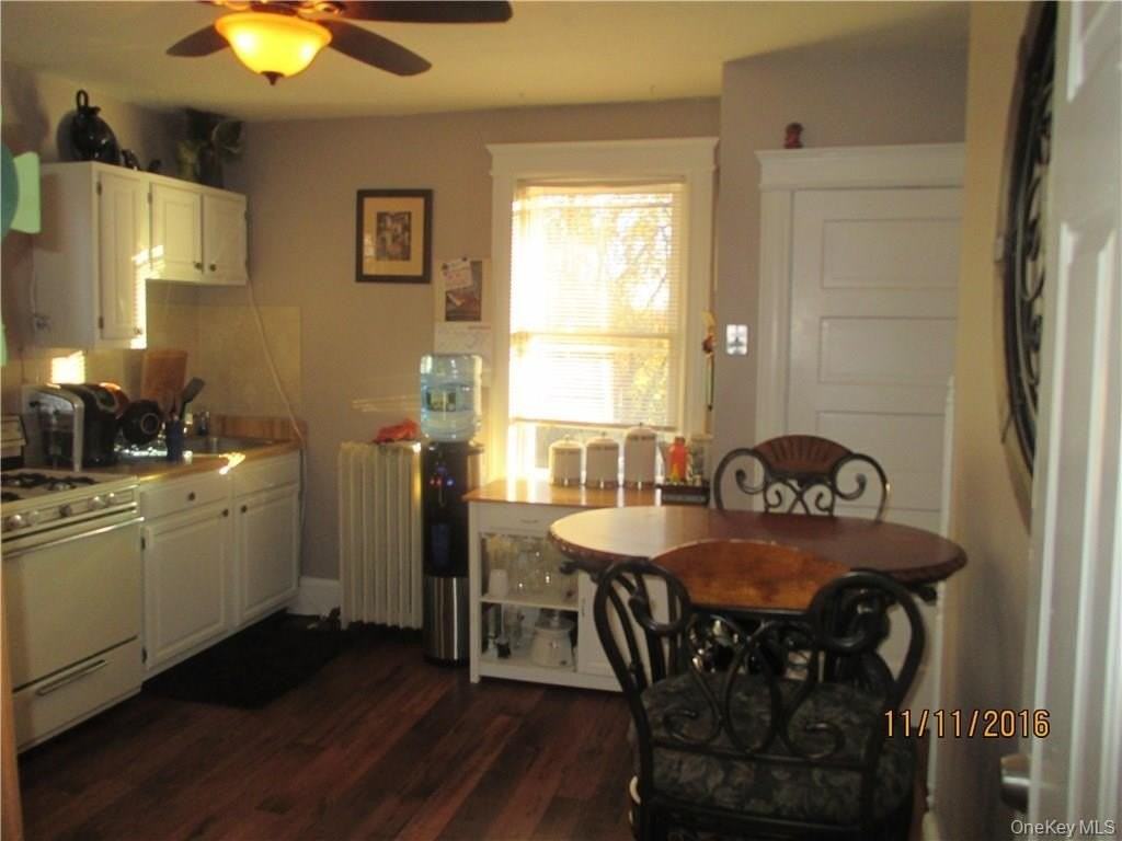 234 Manor Blvd - Photo 4 of 10