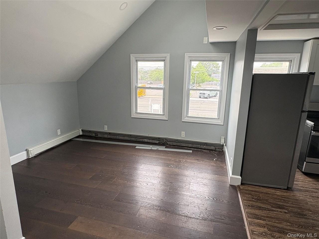 100 Merrick Rd - Photo 7 of 9