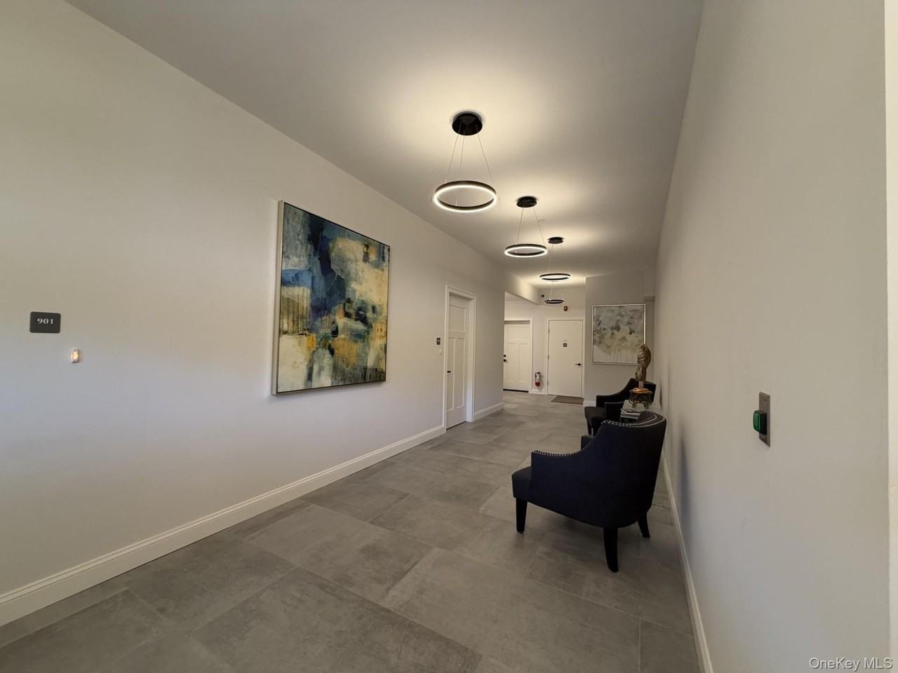 902 Oakridge Cmns - Photo 6 of 30