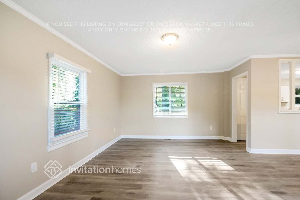 206 Park Ave - Photo 5 of 26
