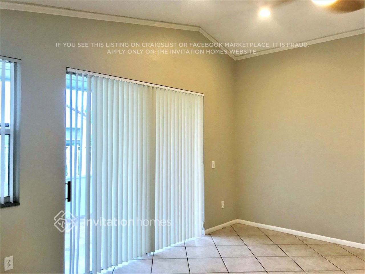 1552 Nw 157th Ave - Photo 5 of 10