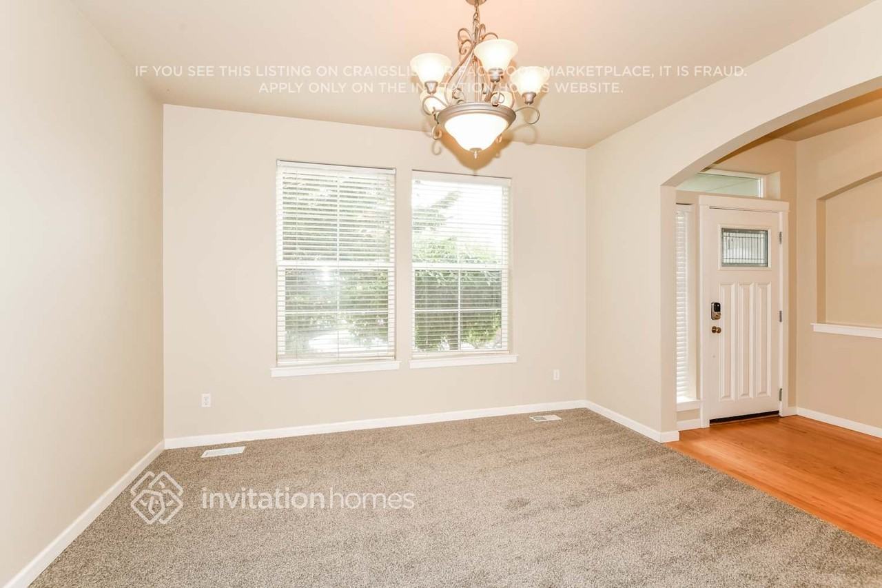 18512 112th Ave E - Photo 5 of 18