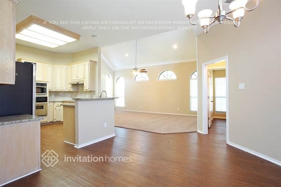 8809 Clearlake Dr - Photo 6 of 20
