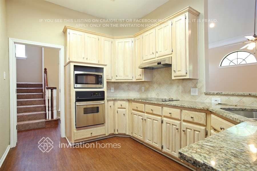 8809 Clearlake Dr - Photo 7 of 20