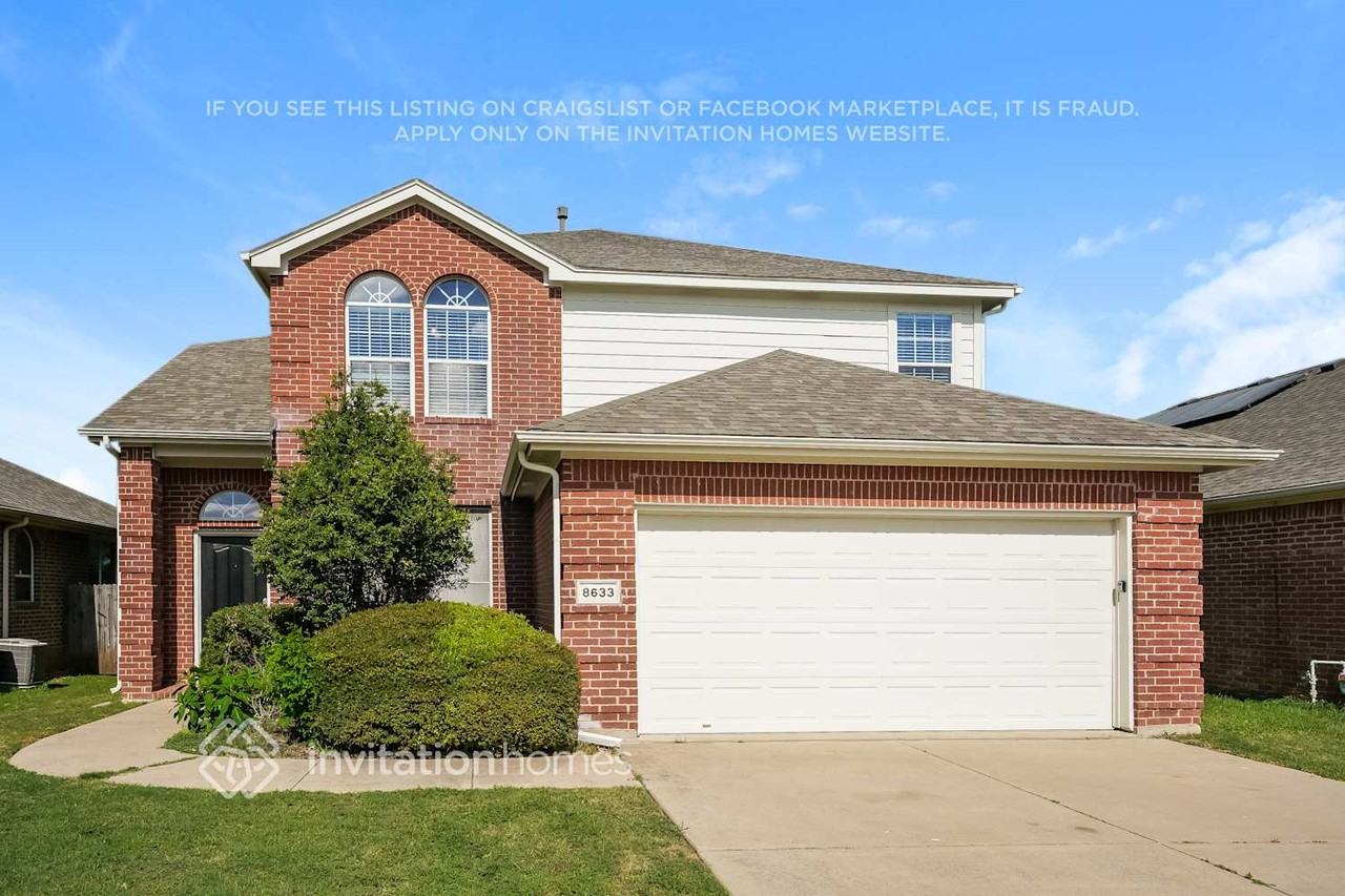 8633 Fernhill Dr